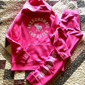 Abercrombie Kids Sweatsuit outfit